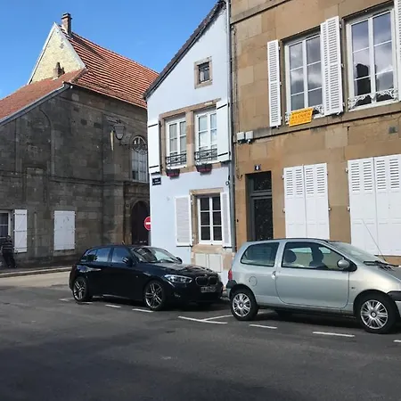 Le Gite Des Lumieres Langres Buitenkant foto