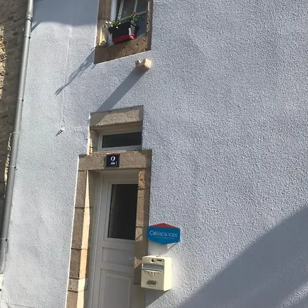 Le Gite Des Lumieres Langres Buitenkant foto
